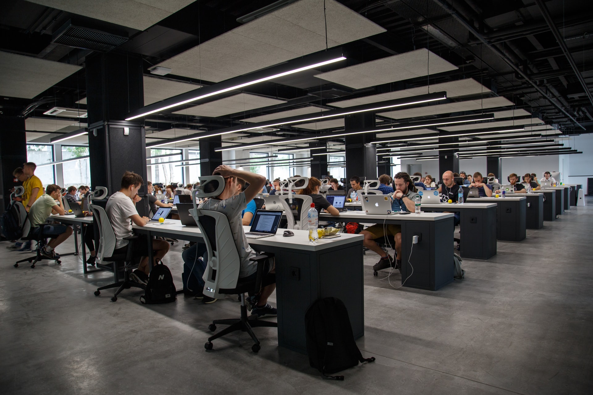 5 Easy Ways to Save Energy in an Office